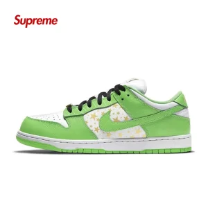 Supreme x Nike SB Dunk Low Mean Green
