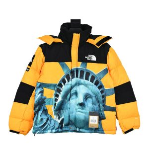 Supreme® x The North Face® 北面 聯名自由女神像羽絨服