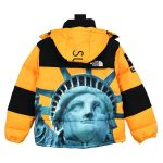 Supreme® x The North Face® 北面 聯名自由女神像羽絨服